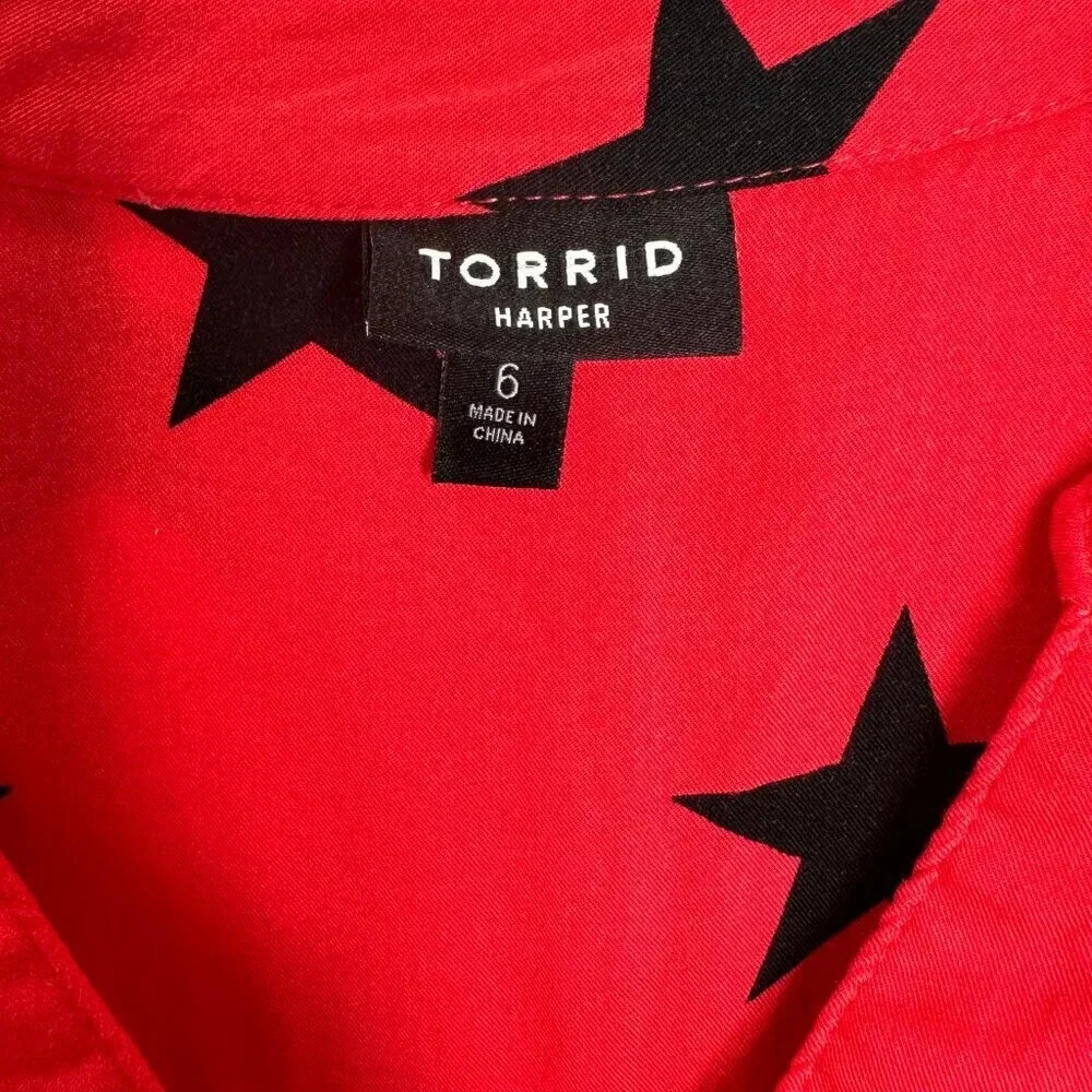 Torrid Harper Rayon Twill Pullover Short Sleeve Tunic Blouse